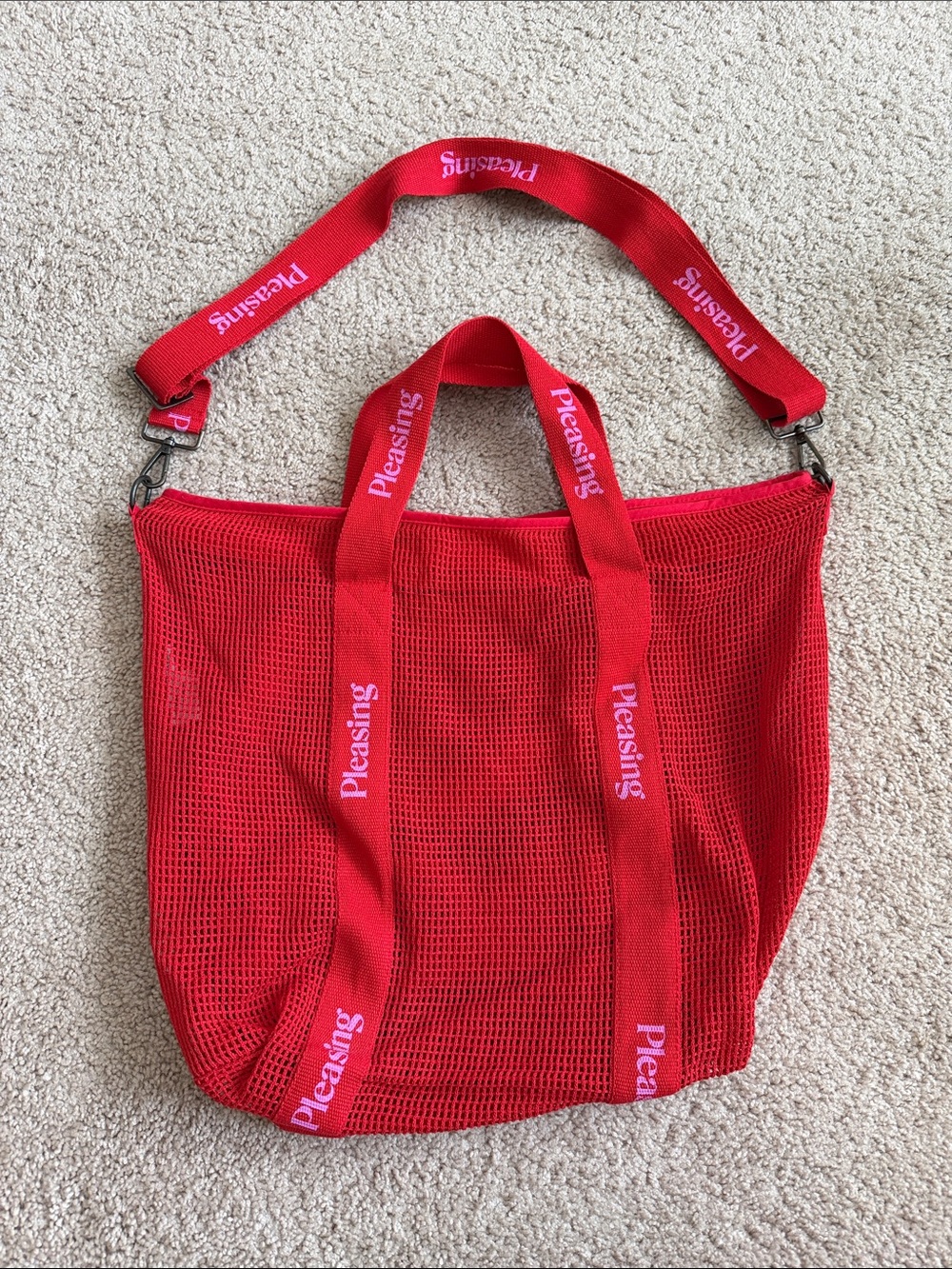 Harry Styles Pleasing Bag in Red